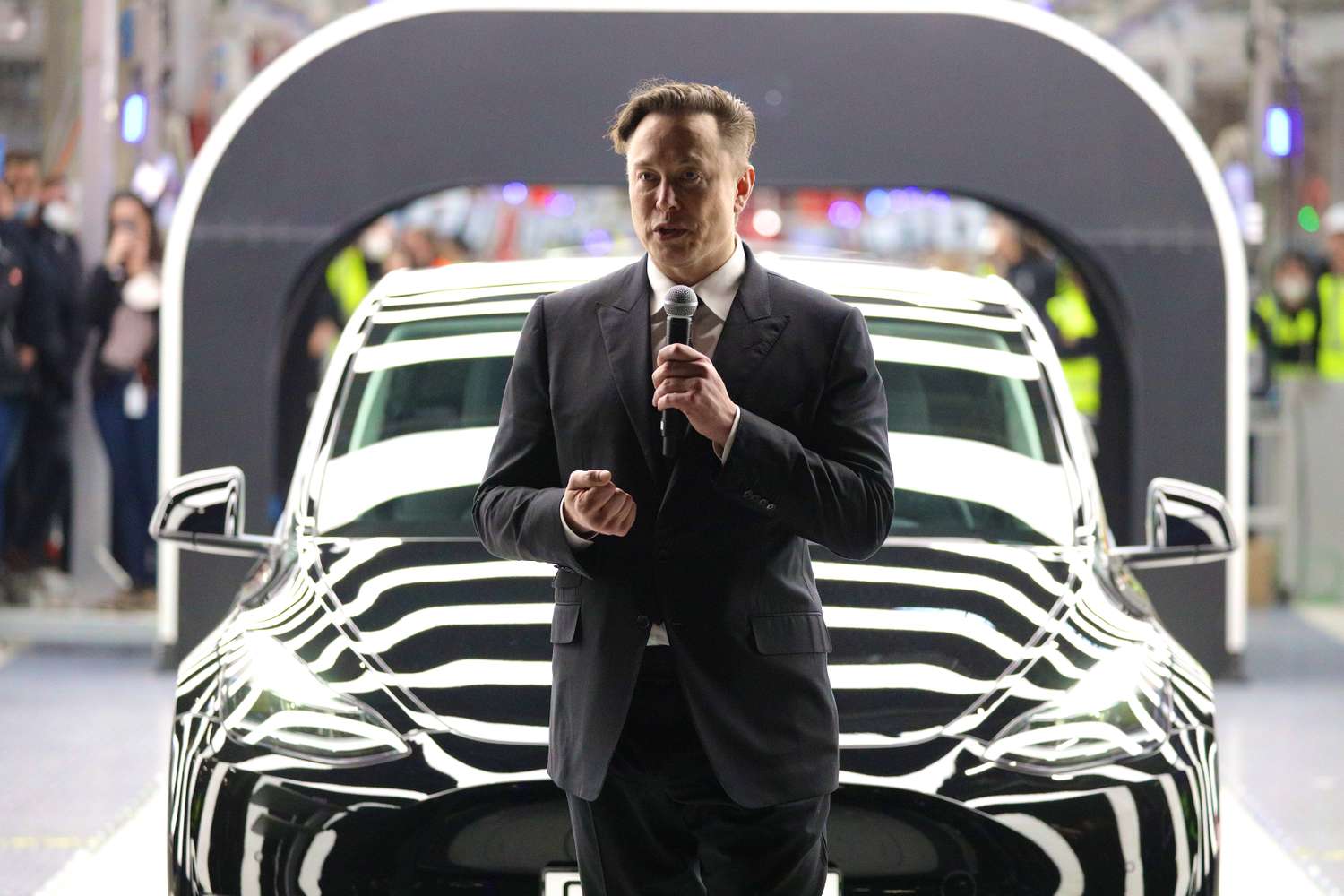 Elon Musk Umum Grok Boleh Jana Video 30 Minit dan Permainan Video